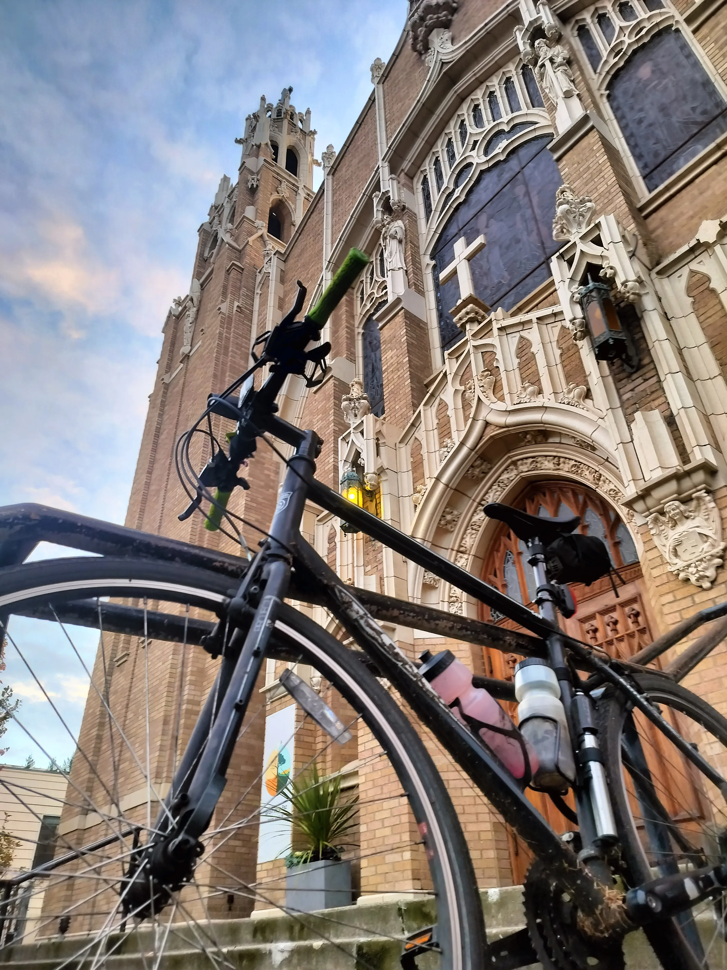 https://portland-biketag.sfo2.cdn.digitaloceanspaces.com/main/portland-tag-1189--mystery.webp